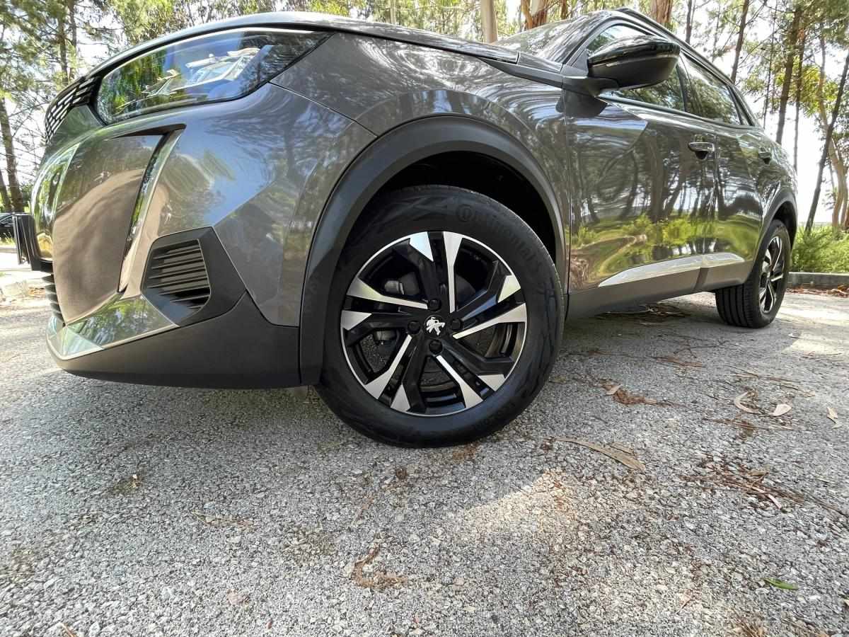 peugeot-2008-2022-gasolina-1199cc