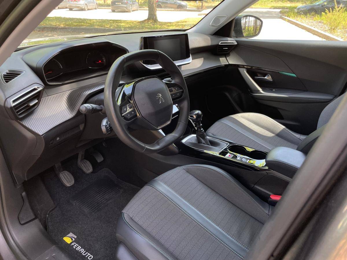 peugeot-2008-2022-gasolina-1199cc