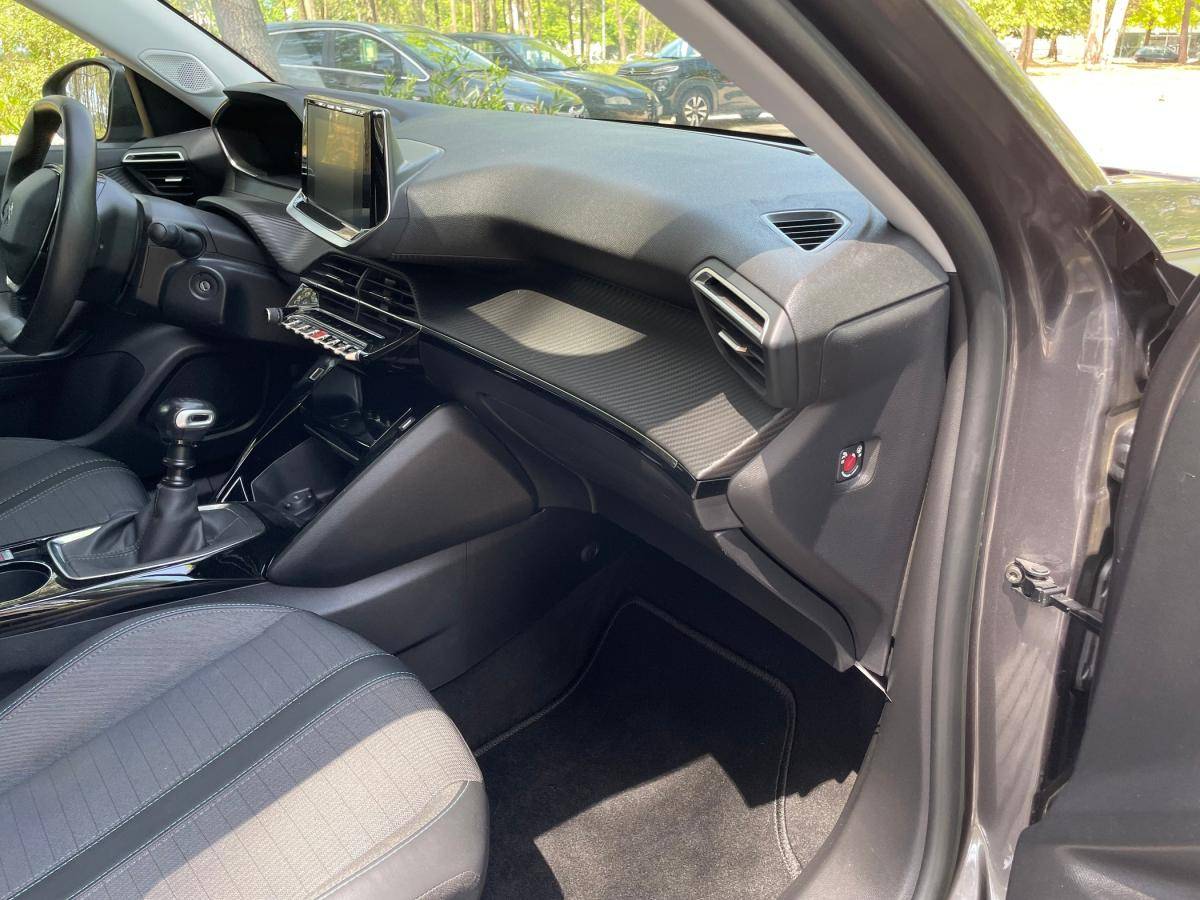 peugeot-2008-2022-gasolina-1199cc
