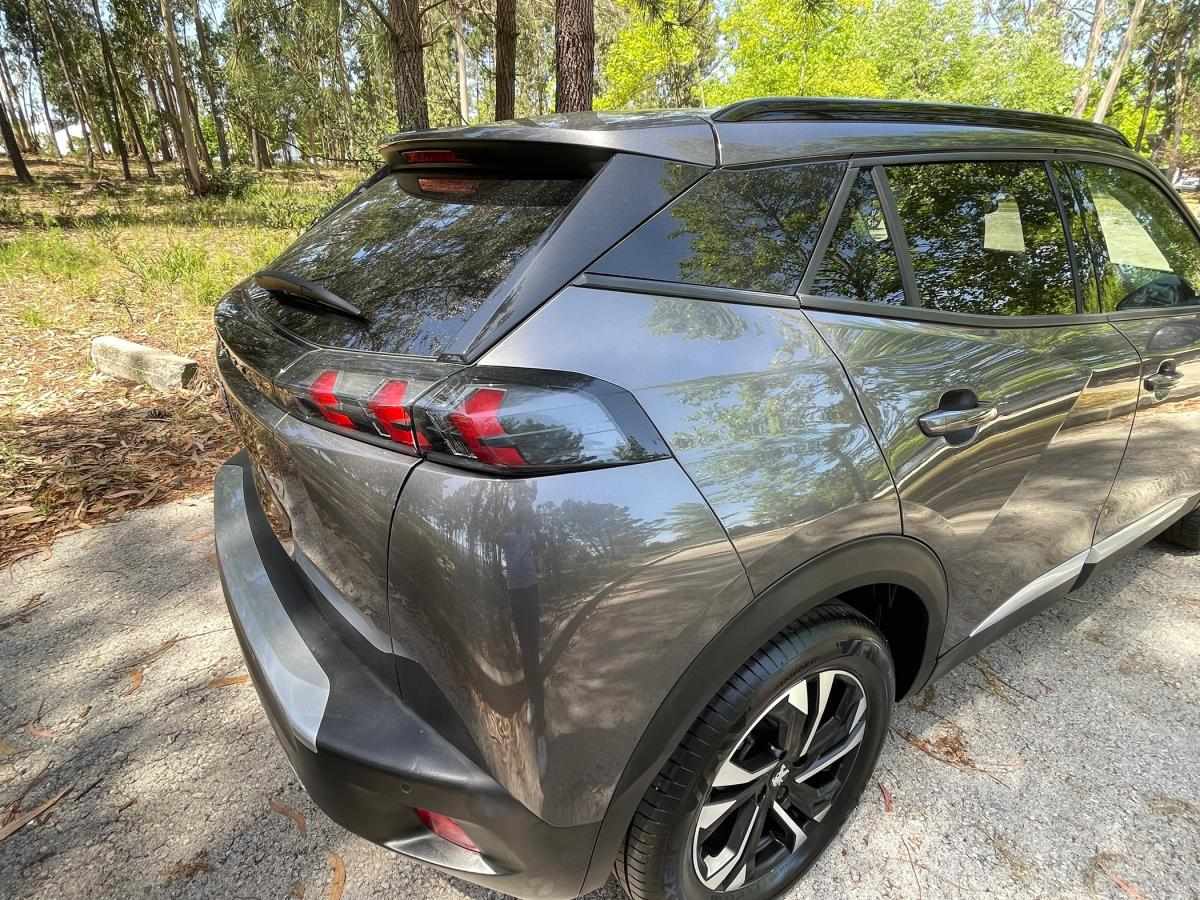 peugeot-2008-2022-gasolina-1199cc
