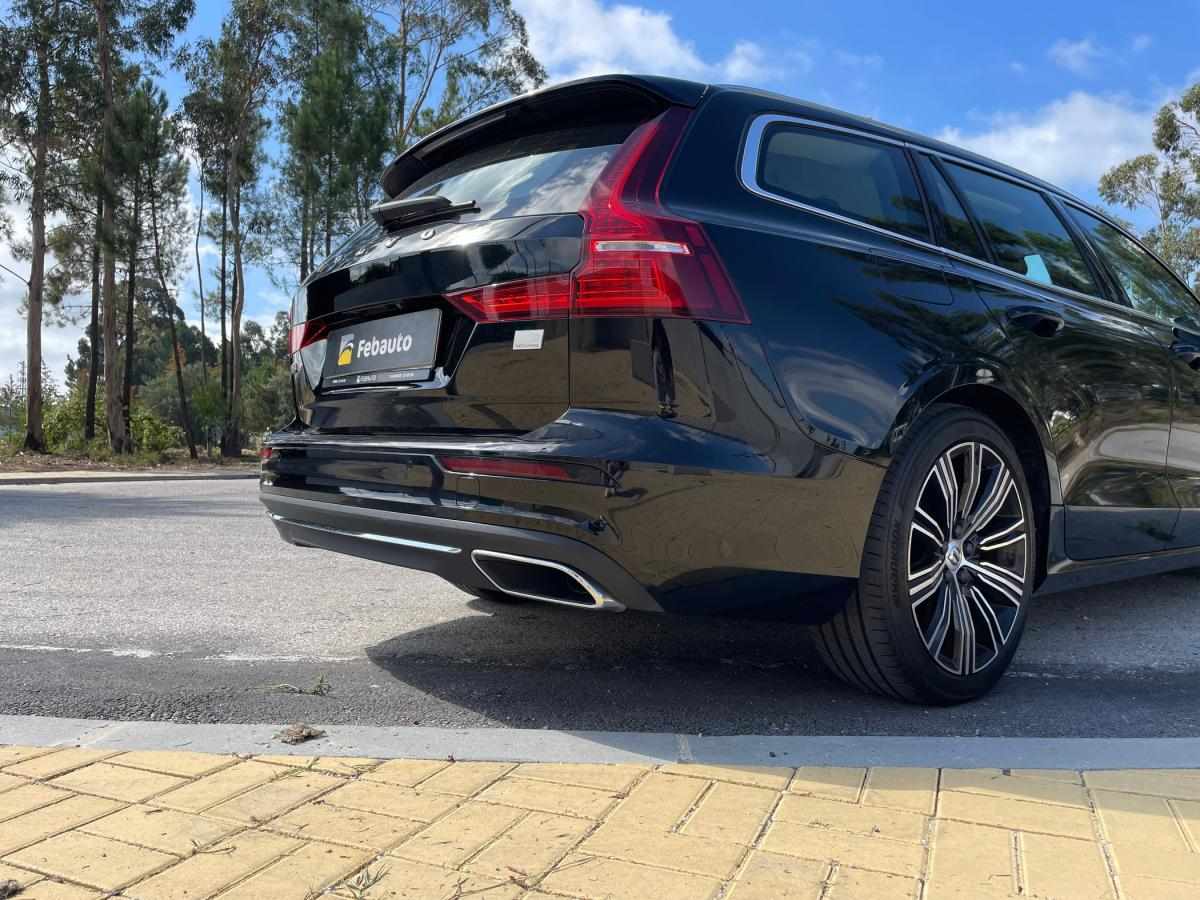 volvo-v60-2022-hibrido-a-gasolina-1969cc