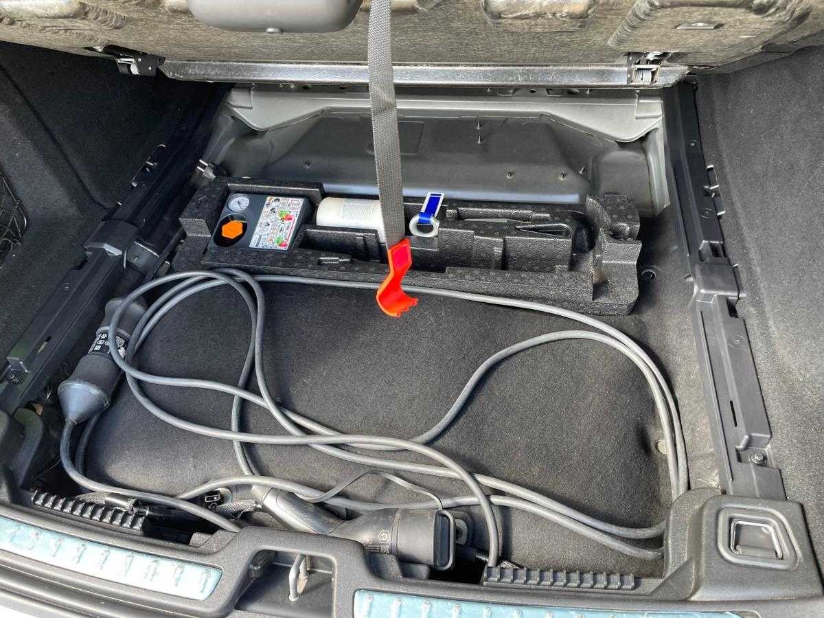 volvo-v60-2022-hibrido-a-gasolina-1969cc