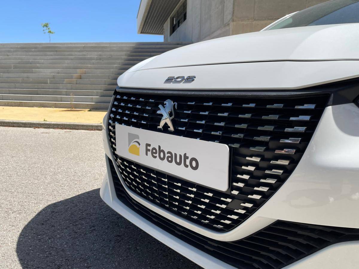 peugeot-208-2022-gasolina-1199cc