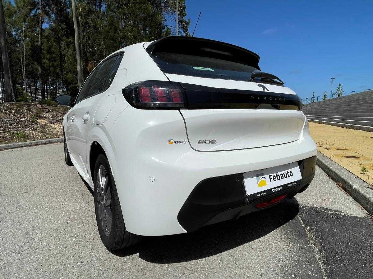 peugeot-208-2022-gasolina-1199cc