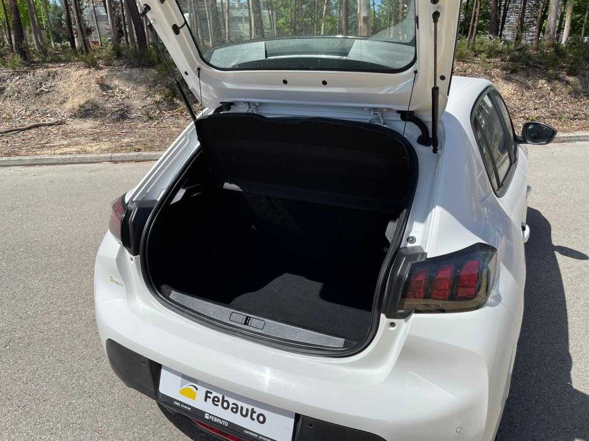 peugeot-208-2022-gasolina-1199cc