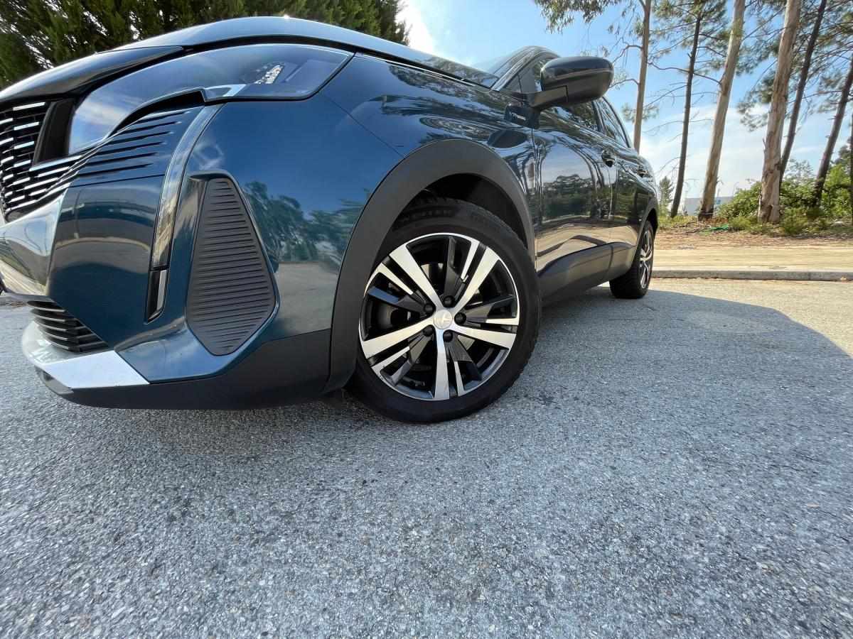 peugeot-3008-2023-hibrido-a-gasolina-1596cc