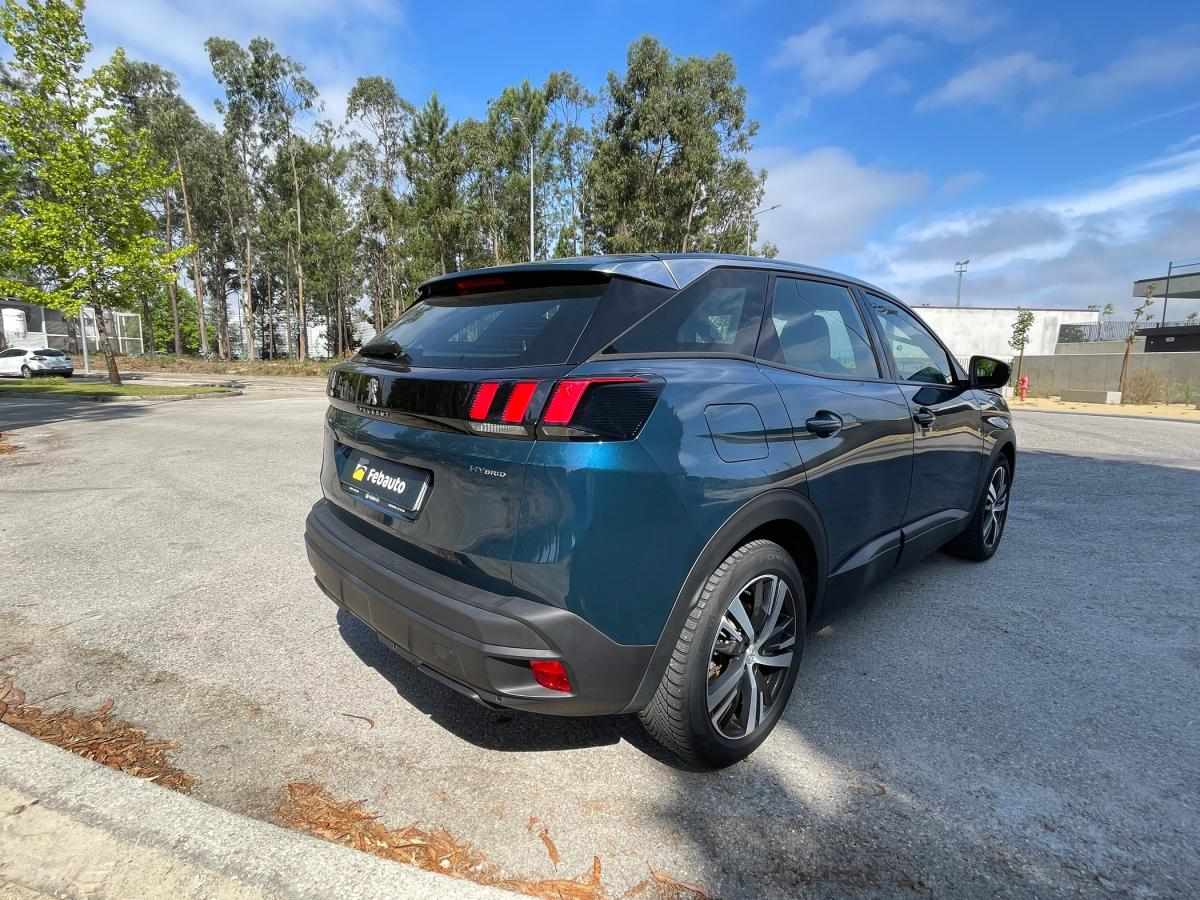peugeot-3008-2023-hibrido-a-gasolina-1596cc