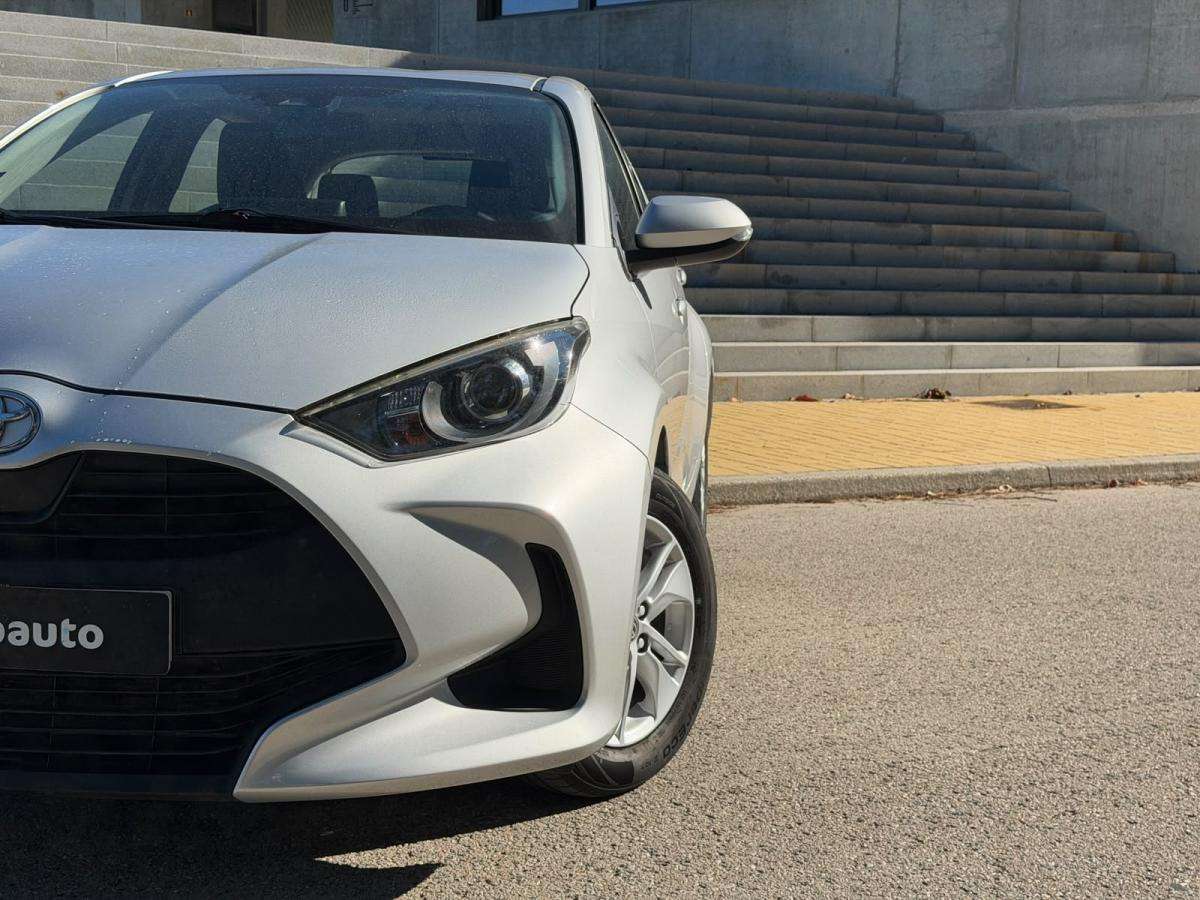 toyota-yaris-2021-gasolina-998cc