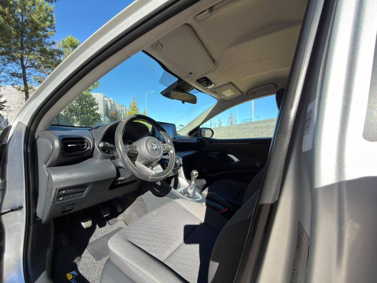 toyota-yaris-2021-gasolina-998cc