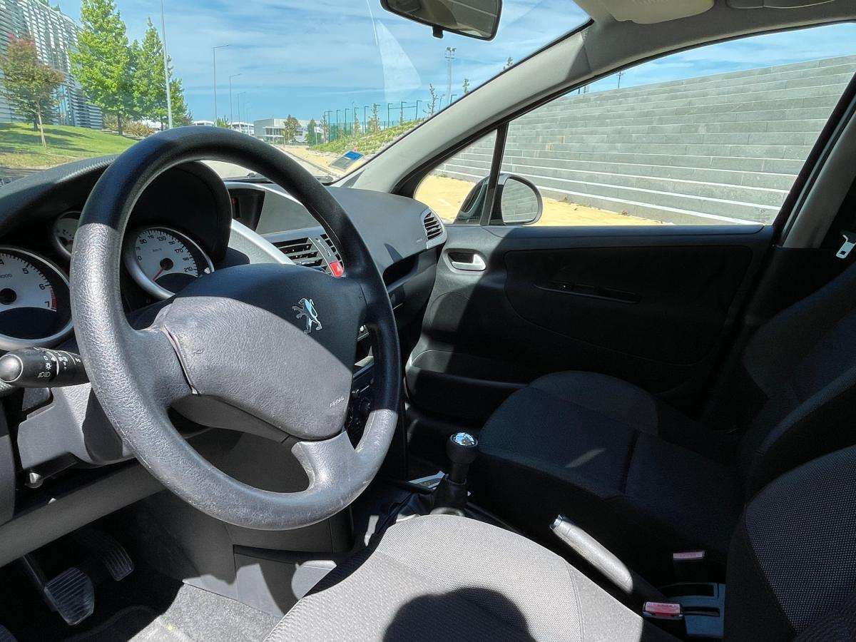 peugeot-207-2011-gasolina-1397cc