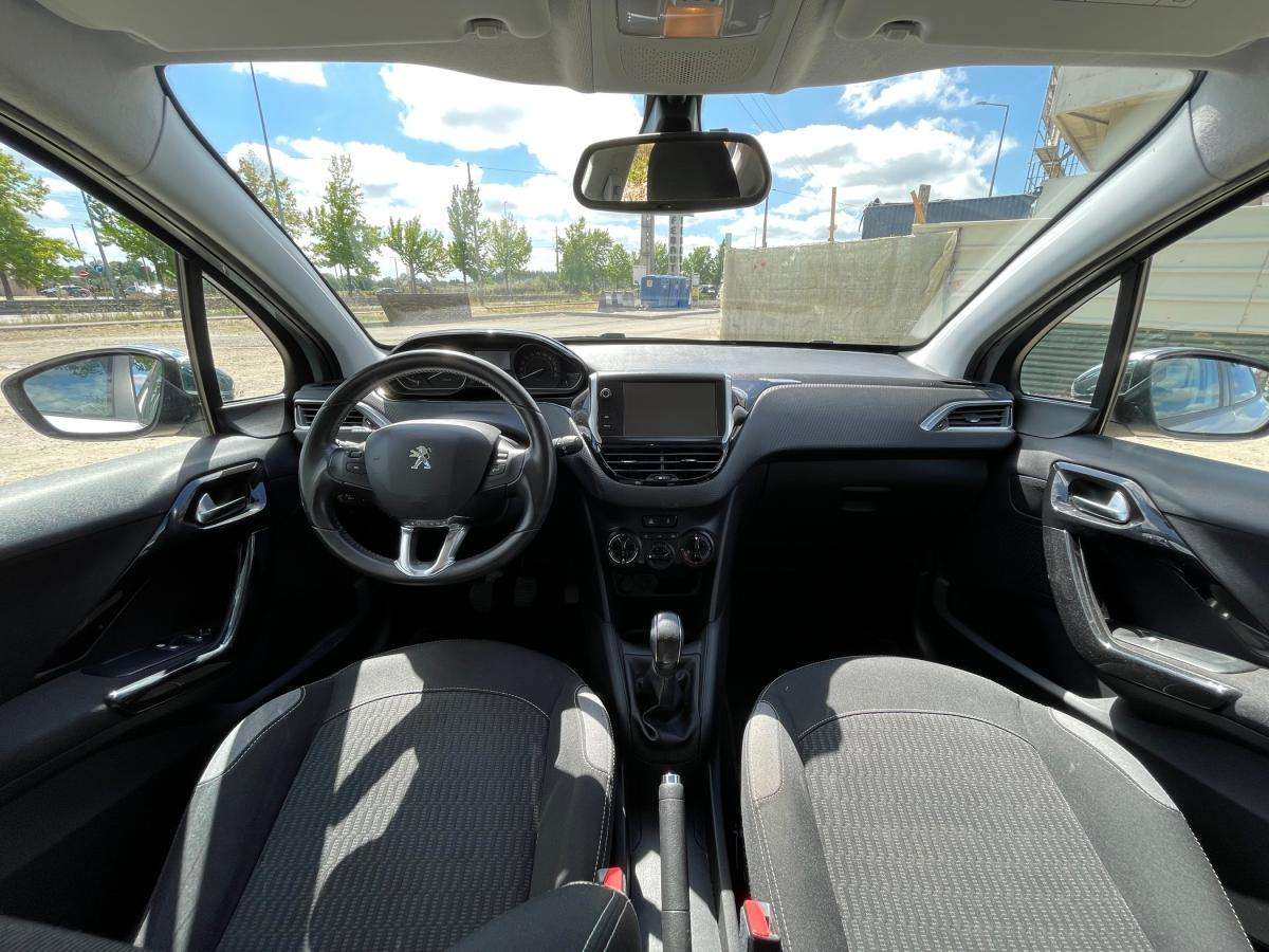 peugeot-208-2016-gasolina-1199cc