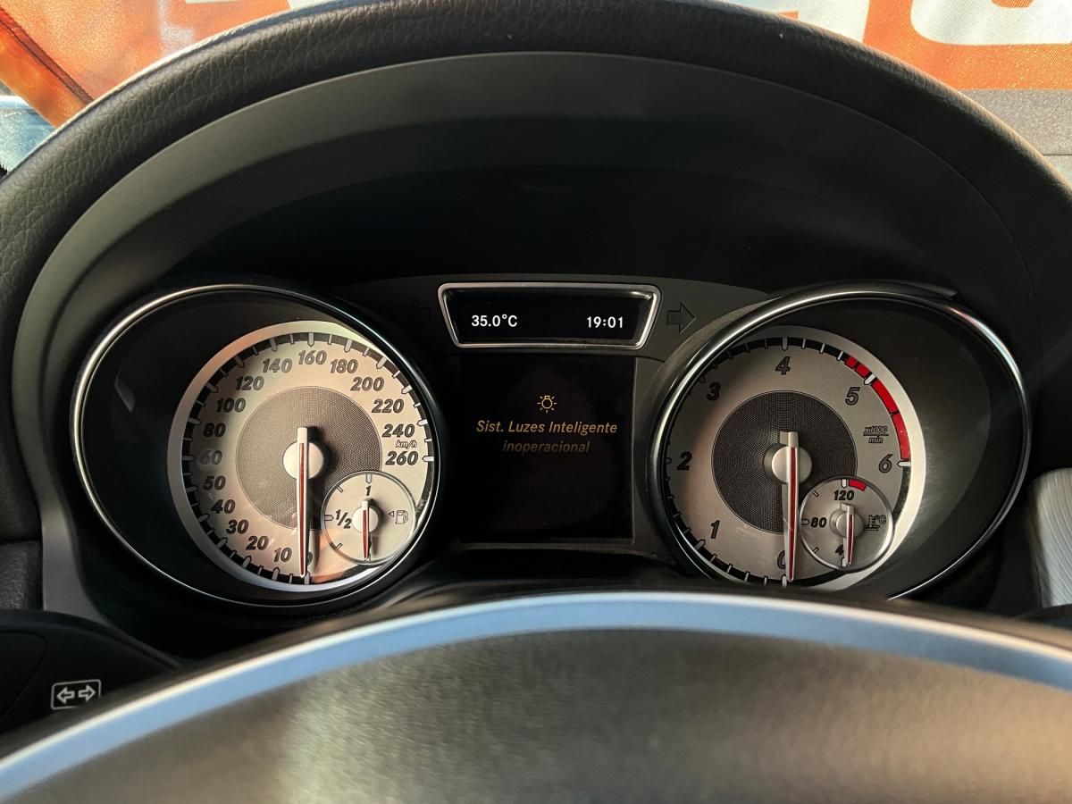 mercedes-benz-gla-2015-diesel-2143cc