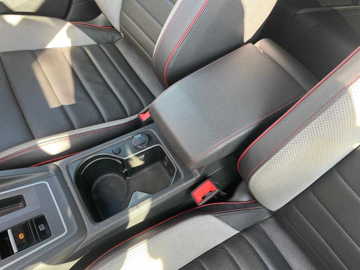 volkswagen-golf-2021-gasolina-1984cc