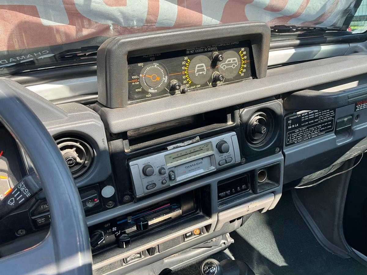 toyota-land-cruiser-1990-diesel-2498cc