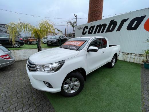 toyota-hilux-2018-diesel-2393cc