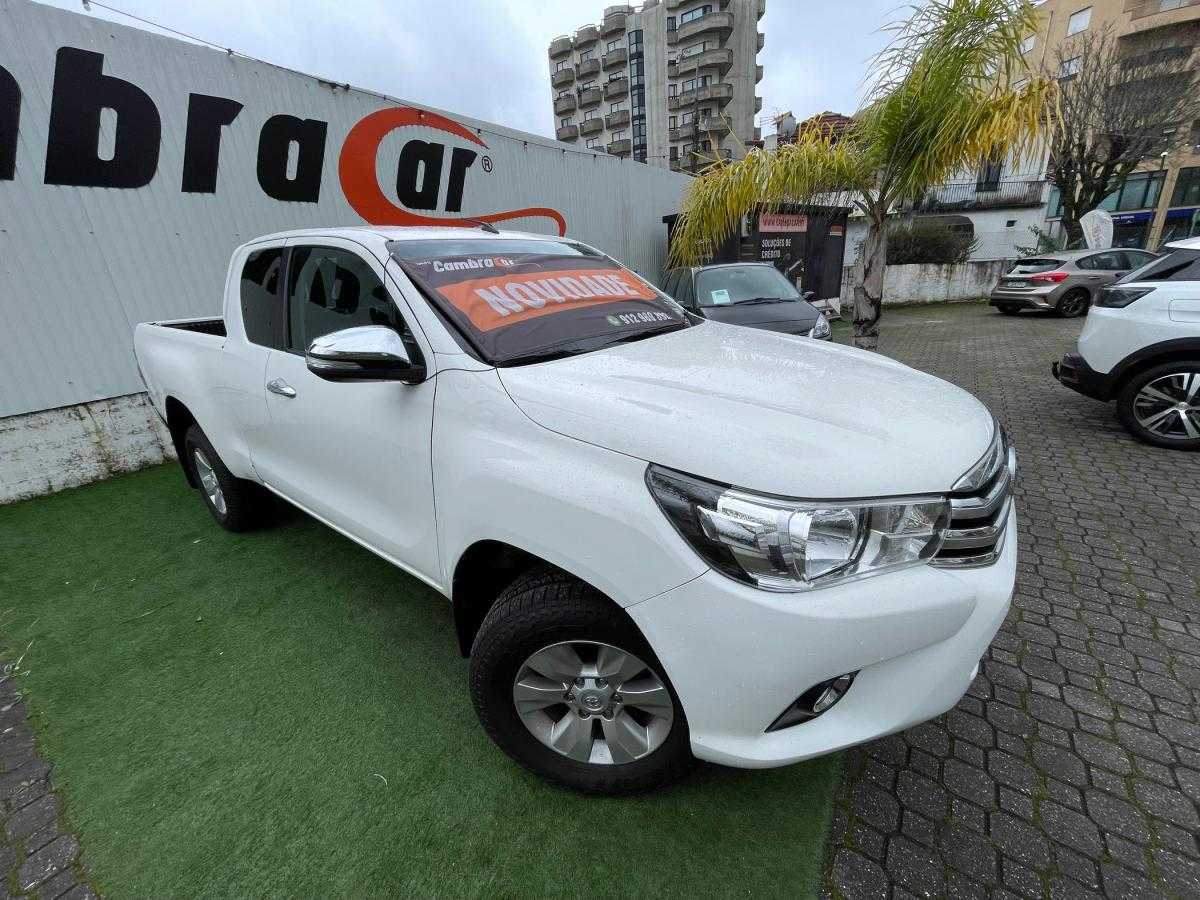 toyota-hilux-2018-diesel-2393cc