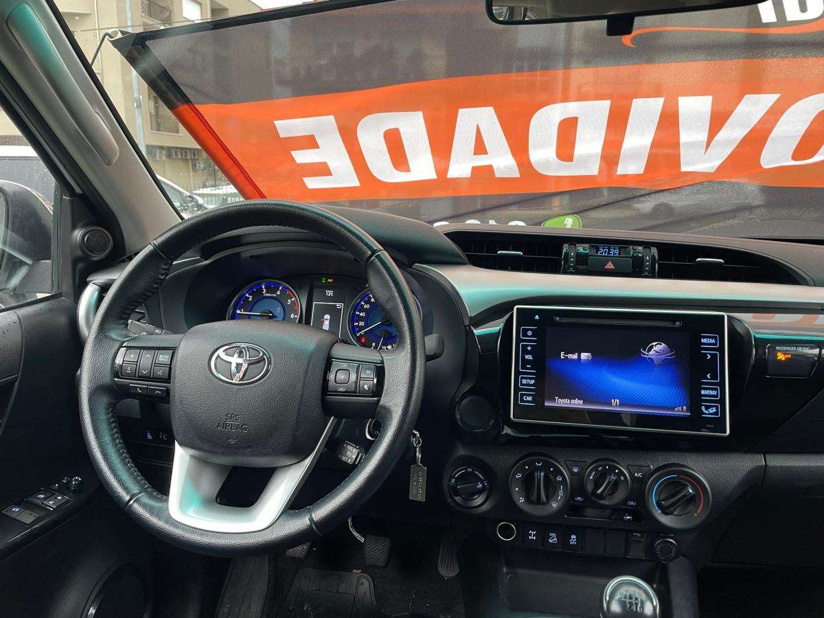 toyota-hilux-2018-diesel-2393cc