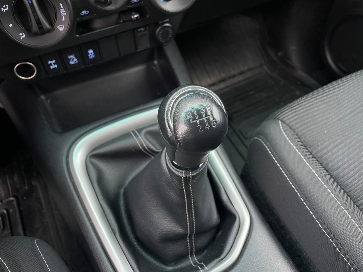 toyota-hilux-2018-diesel-2393cc