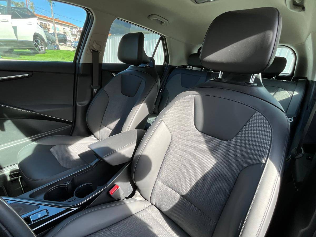 kia-niro-2025-hibrido-a-gasolina-1600cc