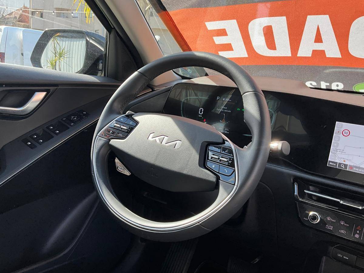 kia-niro-2025-hibrido-a-gasolina-1600cc