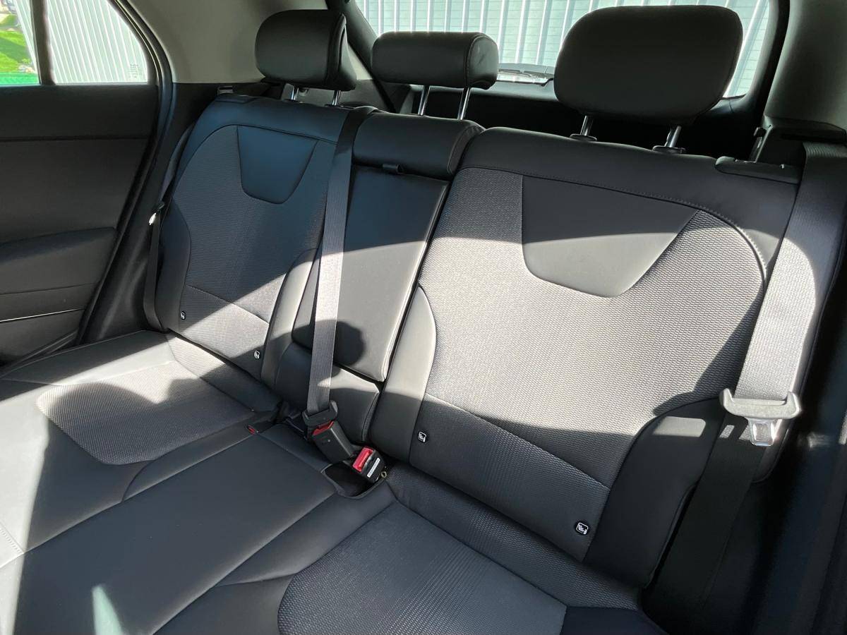 kia-niro-2025-hibrido-a-gasolina-1600cc