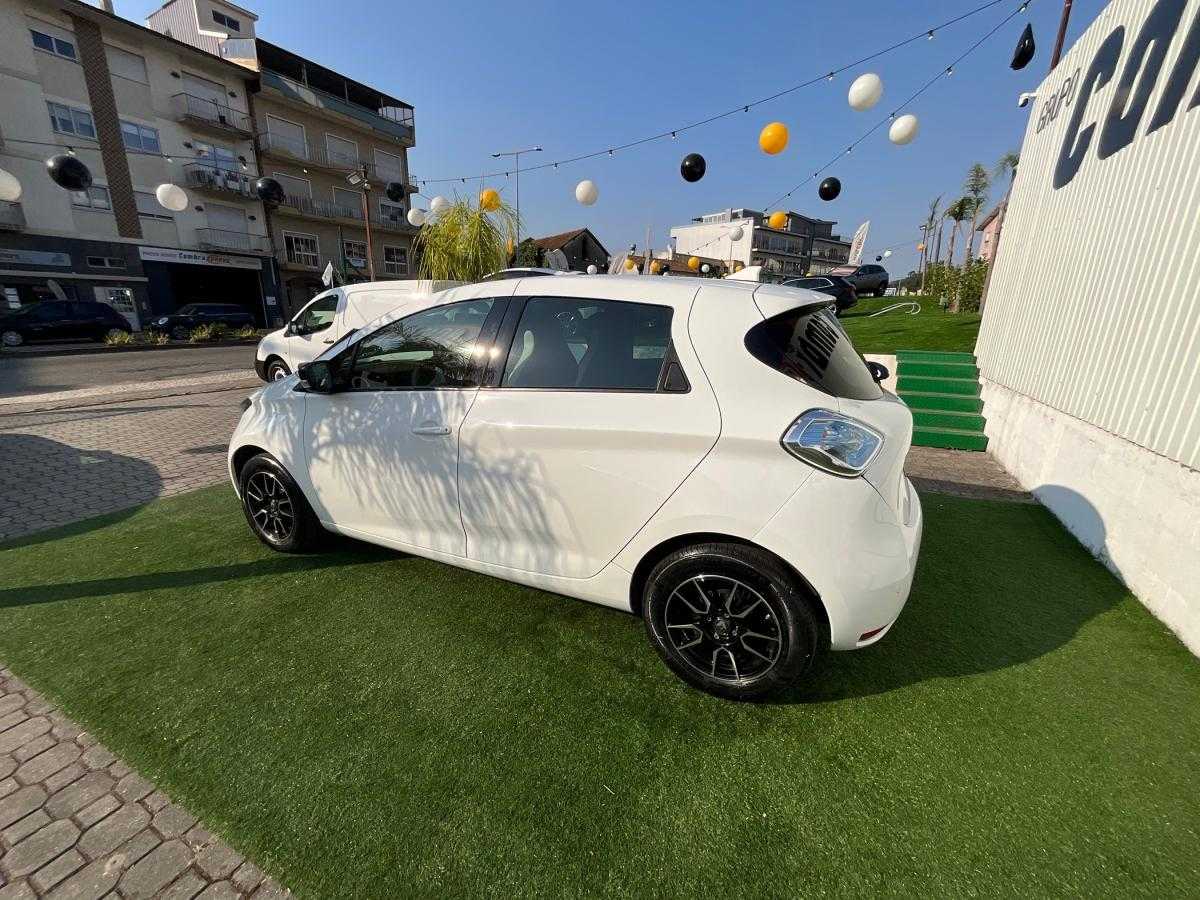 renault-zoe-2016-eletrico-500cc