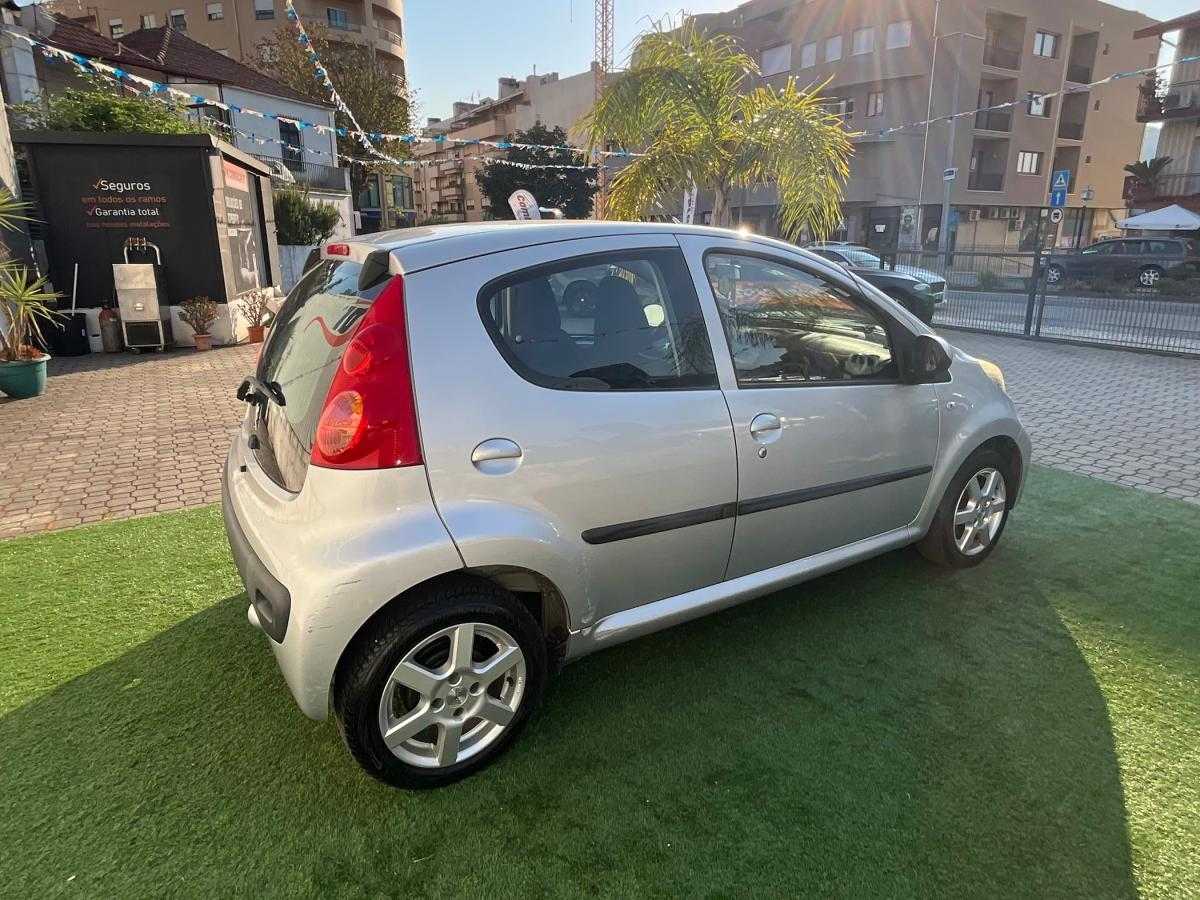 peugeot-107-2009-gasolina-998cc