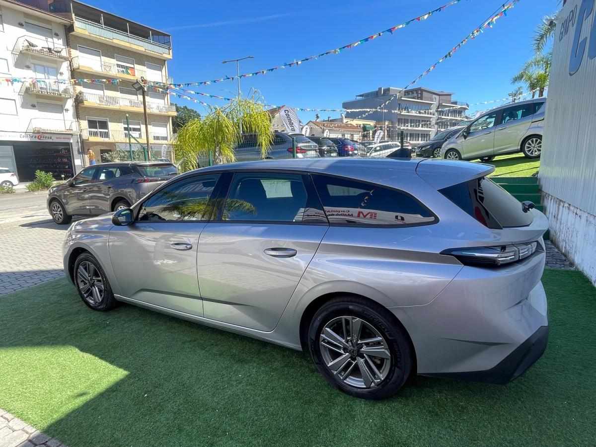 peugeot-308-2023-gasolina-1199cc