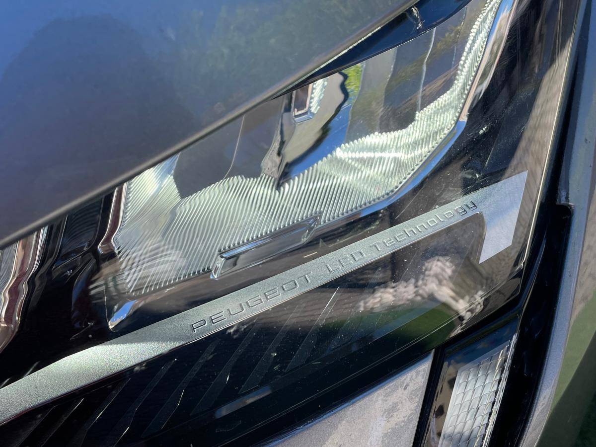 peugeot-308-2023-gasolina-1199cc