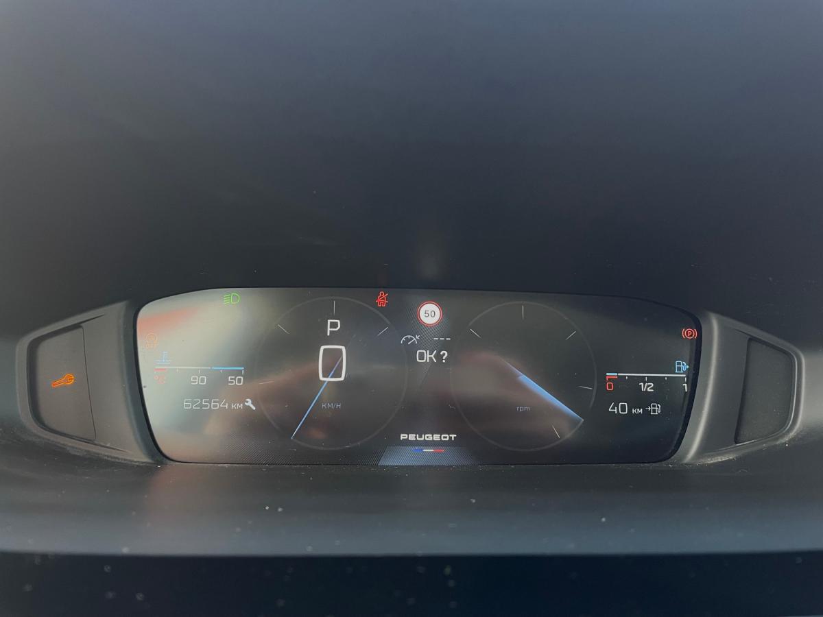 peugeot-308-2023-gasolina-1199cc