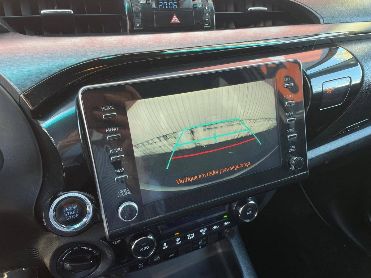 toyota-hilux-2021-diesel-2800cc