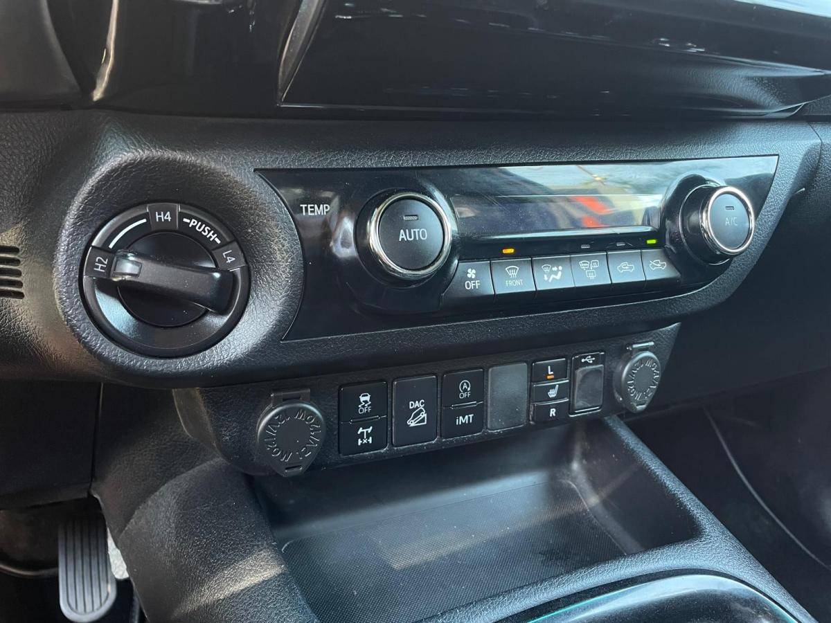 toyota-hilux-2021-diesel-2800cc