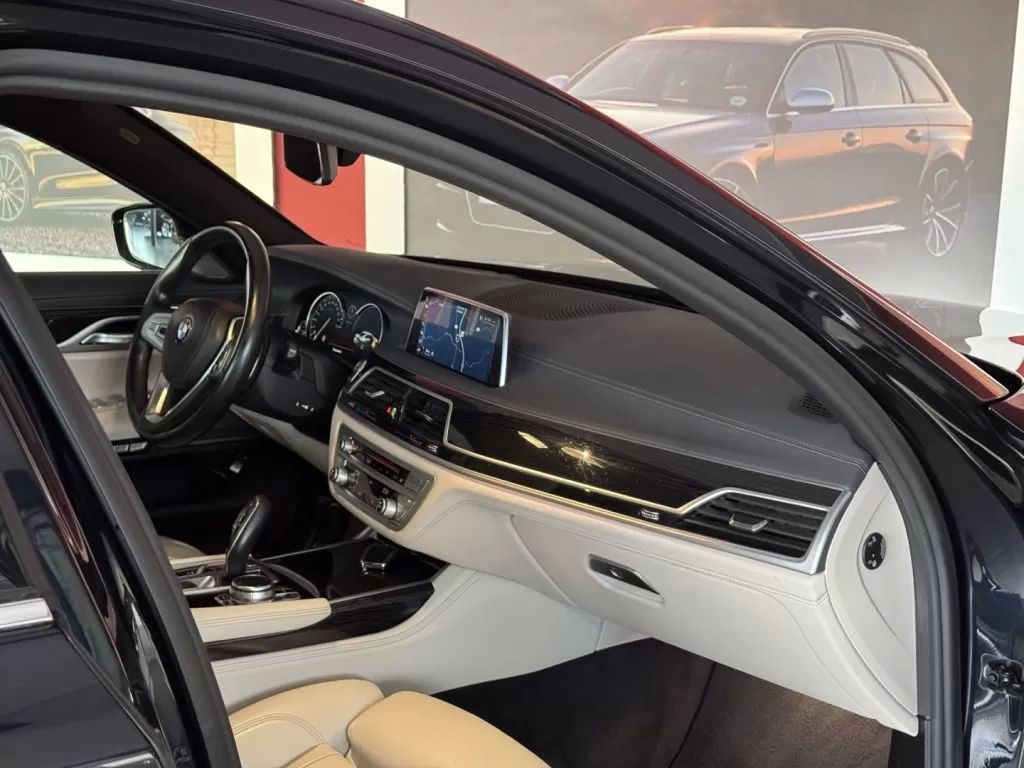 bmw-serie-7-2017-diesel-2993cc
