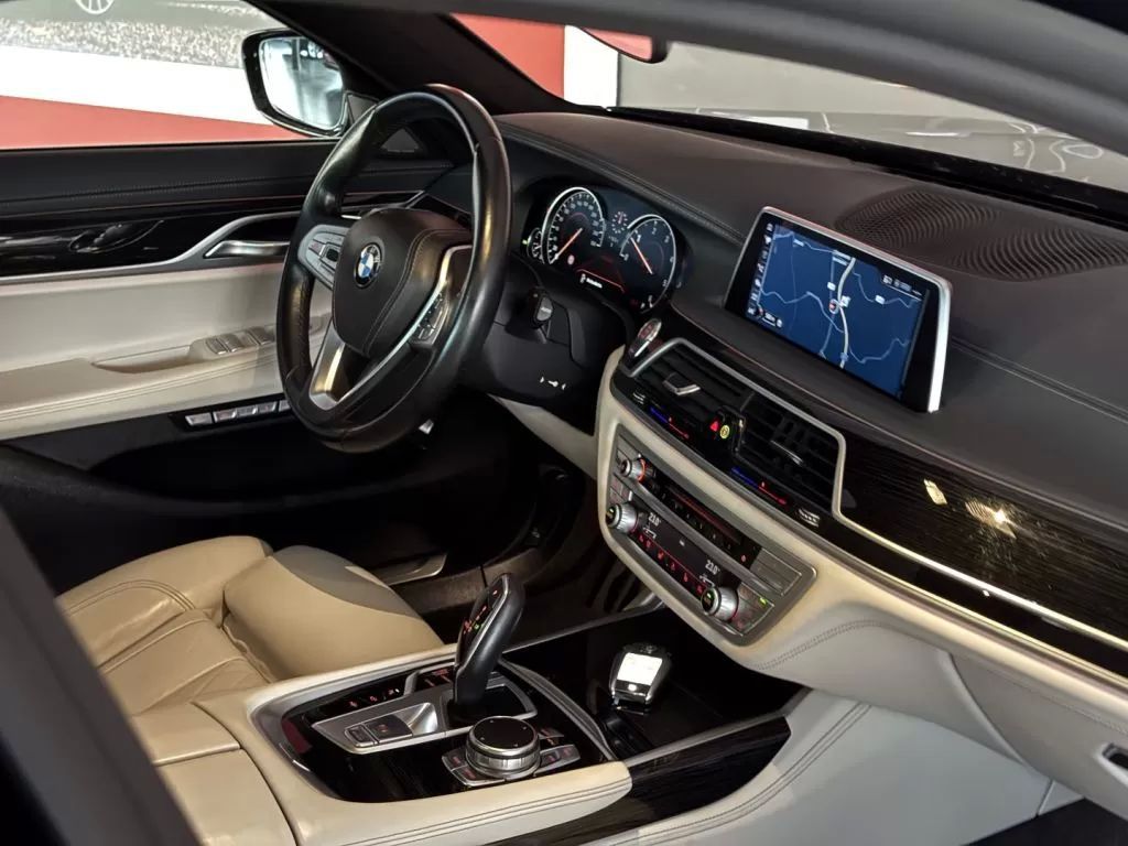 bmw-serie-7-2017-diesel-2993cc