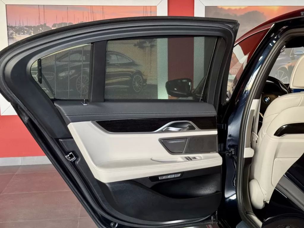 bmw-serie-7-2017-diesel-2993cc