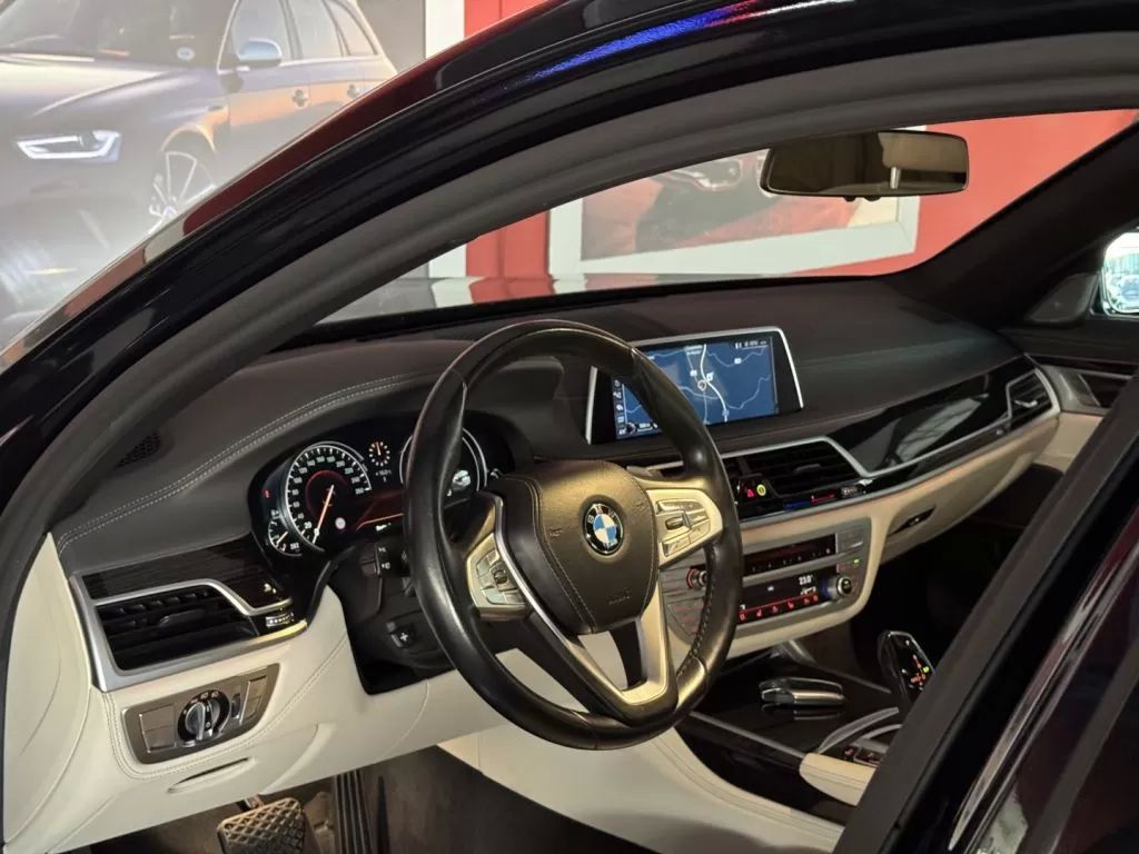 bmw-serie-7-2017-diesel-2993cc