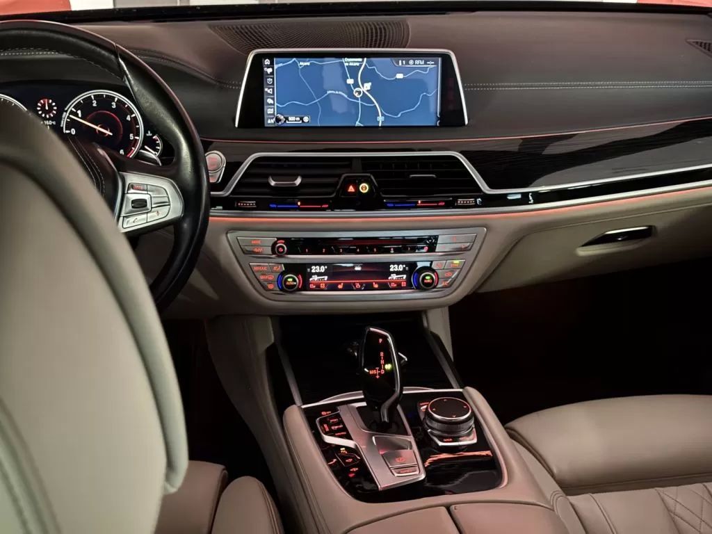 bmw-serie-7-2017-diesel-2993cc