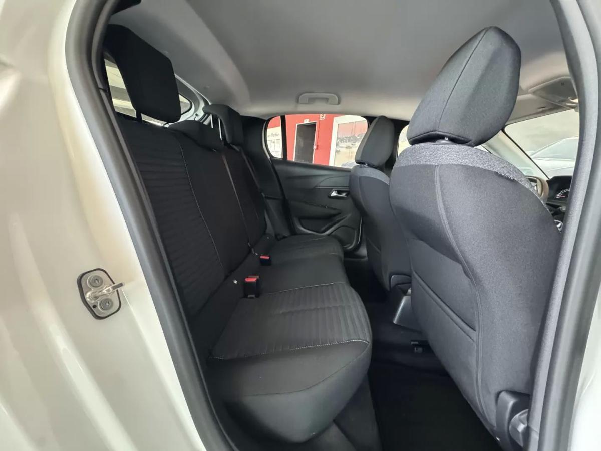 peugeot-208-2022-gasolina-1199cc