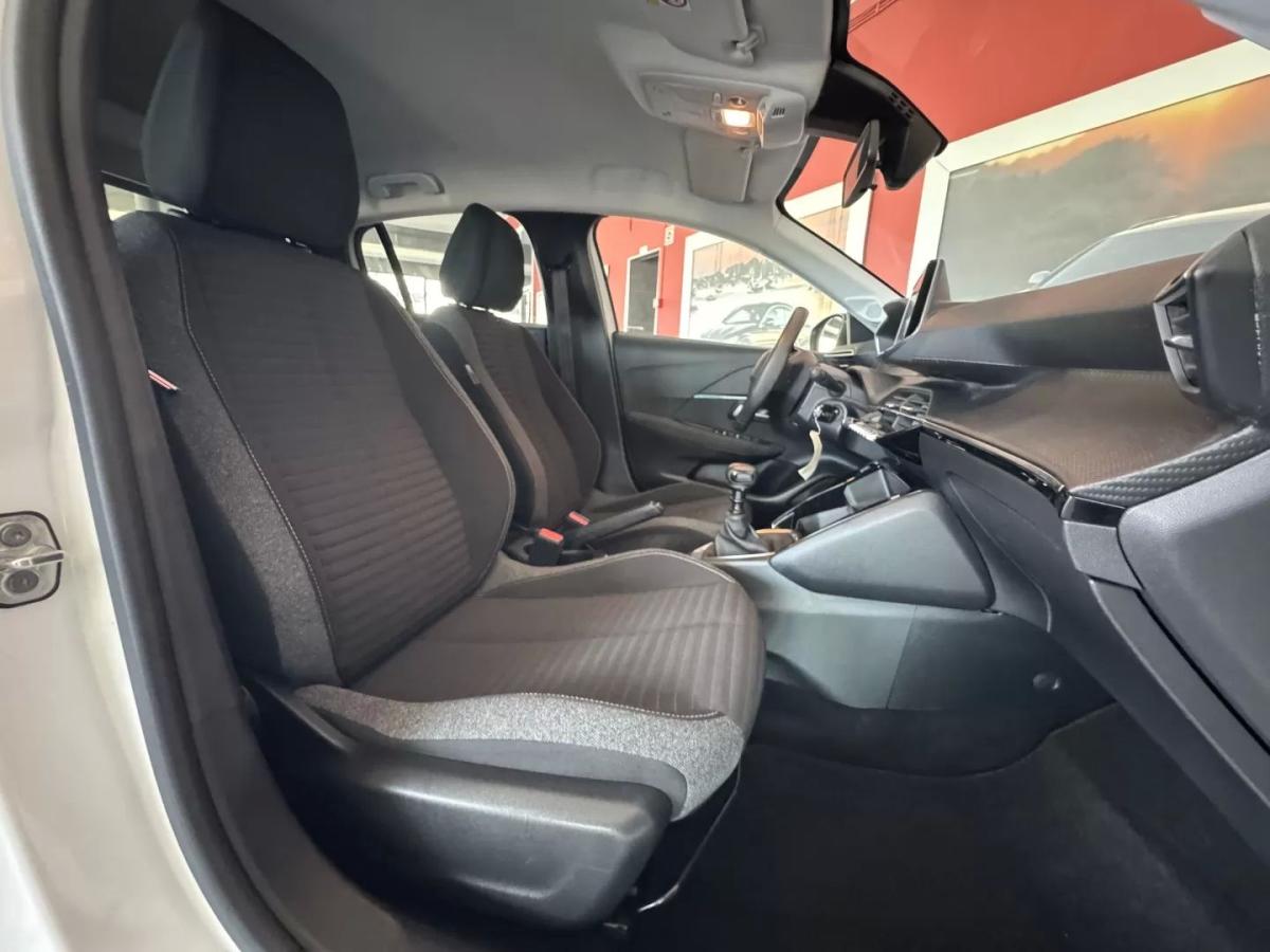 peugeot-208-2022-gasolina-1199cc