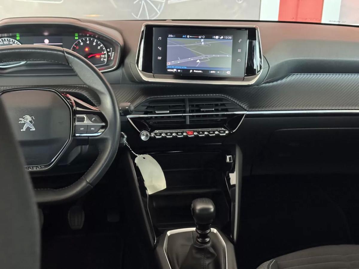 peugeot-208-2022-gasolina-1199cc