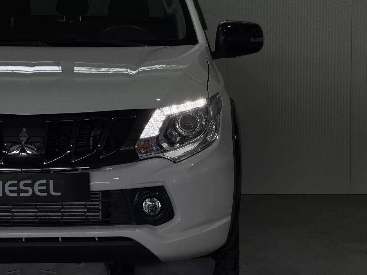 mitsubishi-l200-2018-diesel-2442cc