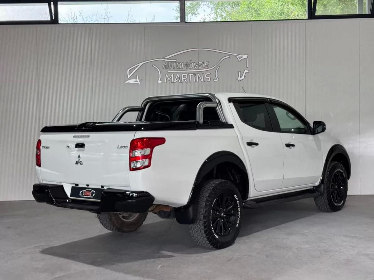 mitsubishi-l200-2018-diesel-2442cc