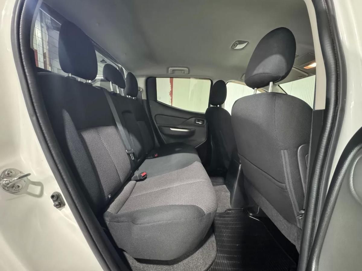 mitsubishi-l200-2018-diesel-2442cc