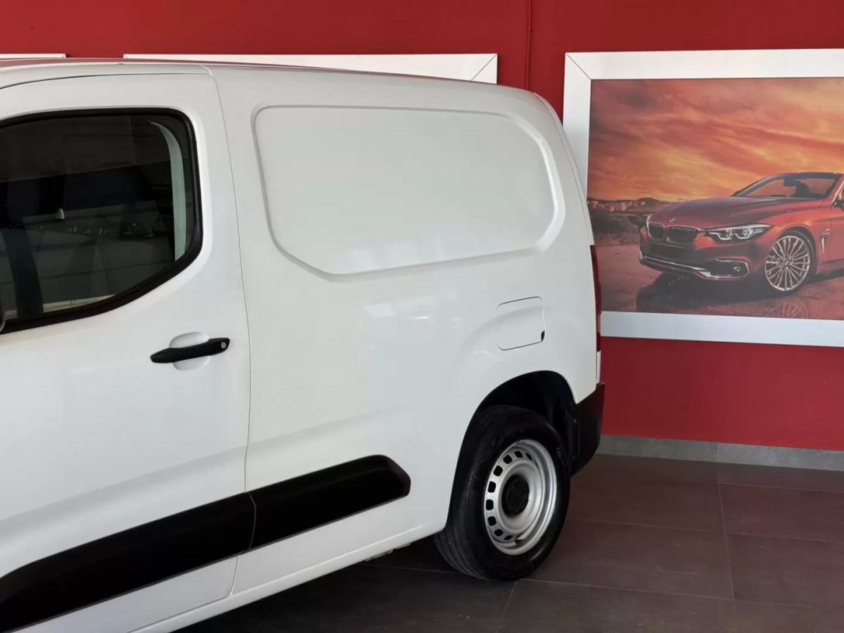 citroen-berlingo-2022-diesel-1499cc