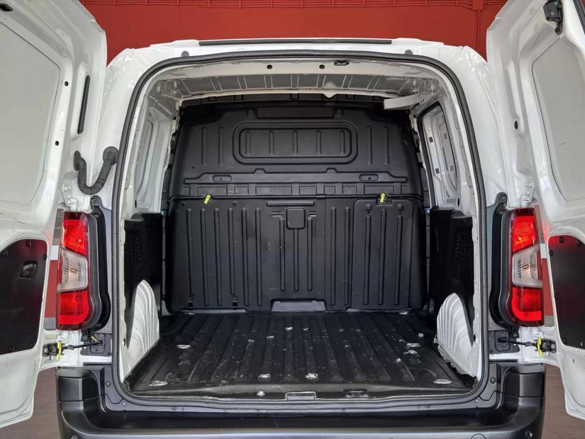citroen-berlingo-2022-diesel-1499cc