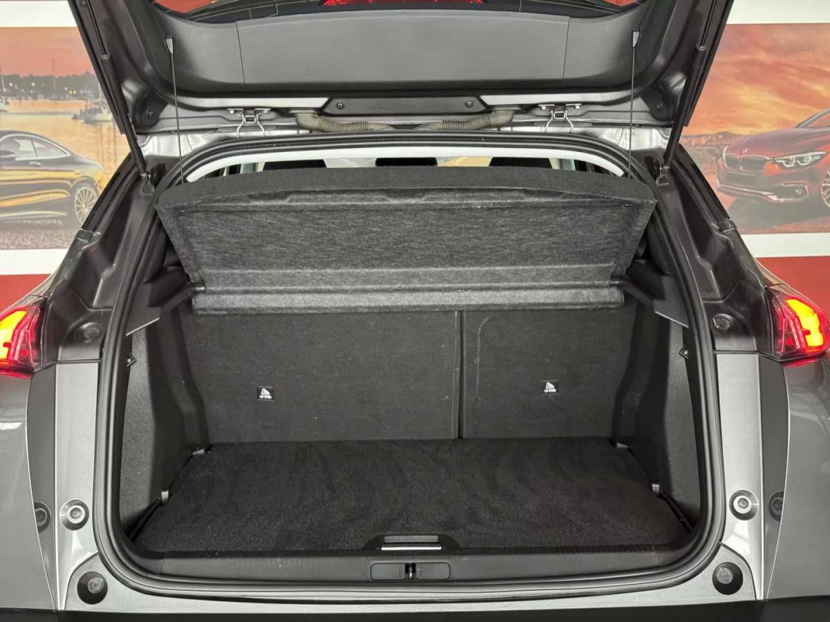 peugeot-2008-2021-gasolina-1199cc
