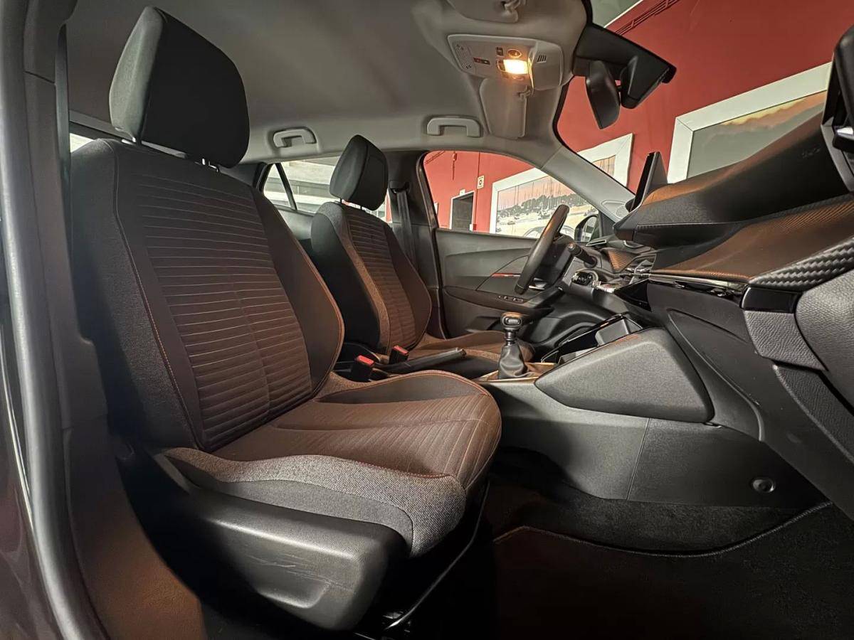 peugeot-2008-2021-gasolina-1199cc