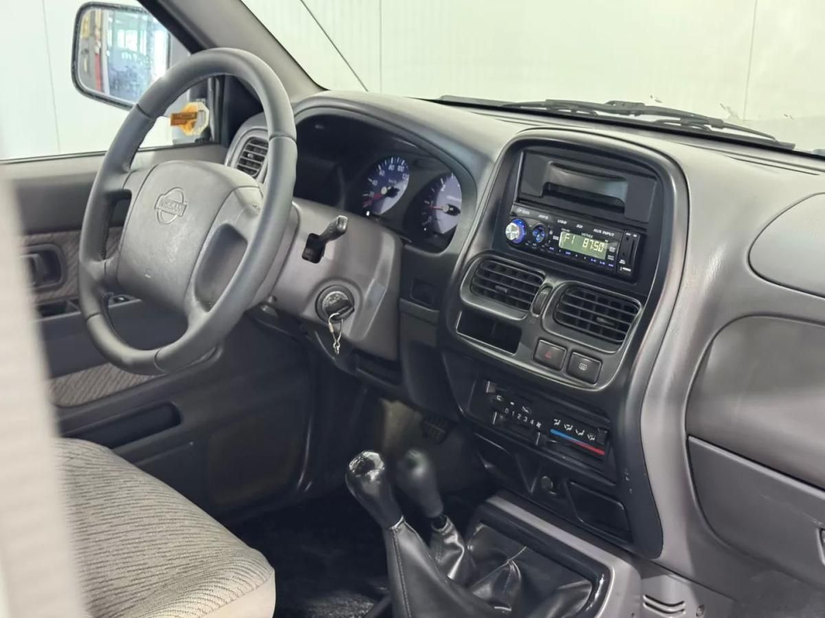 nissan-navara-2000-diesel-2494cc