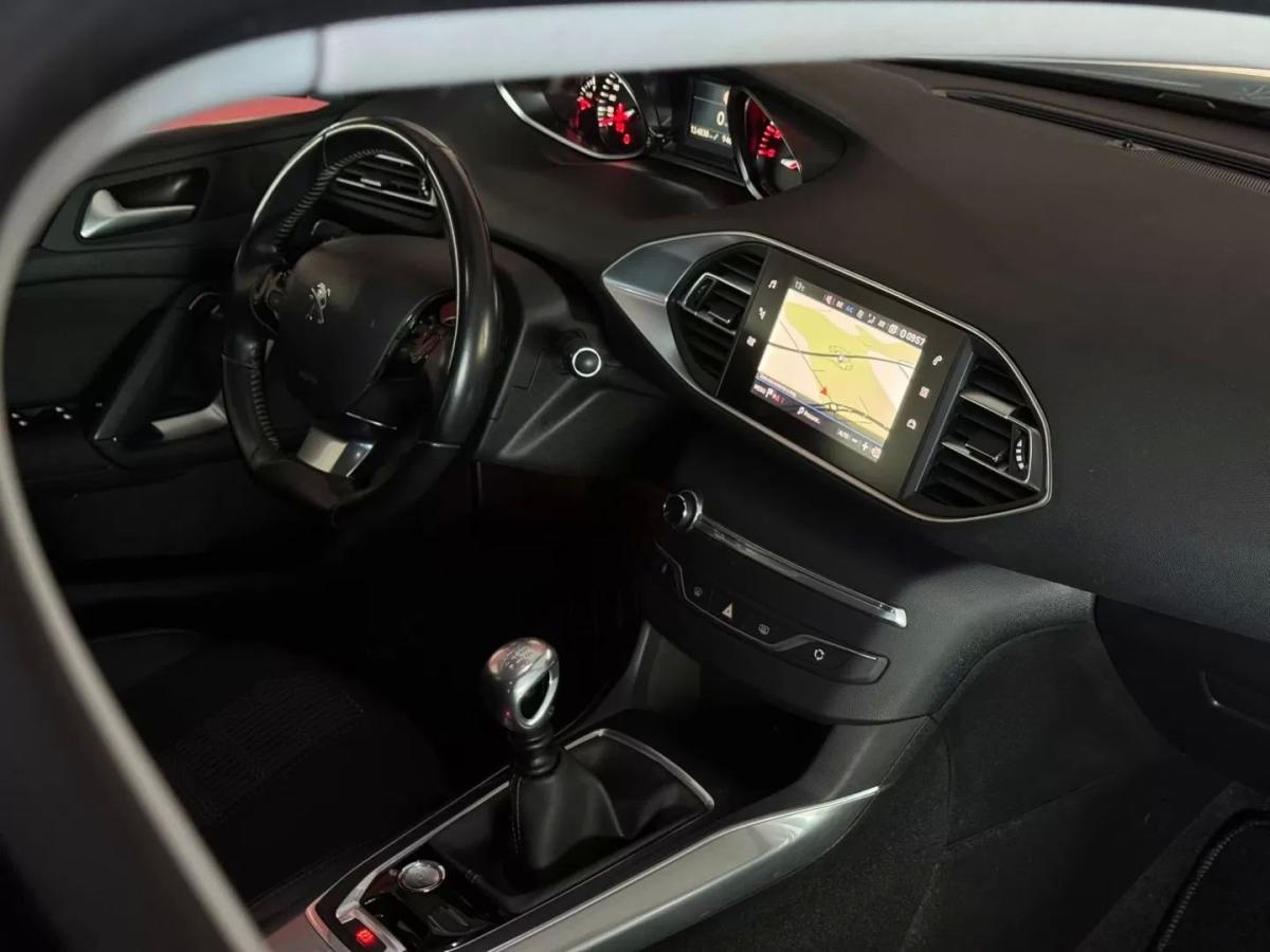 peugeot-308-sw-2018-diesel-1499cc