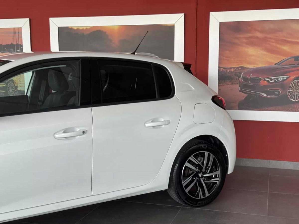 peugeot-208-2021-gasolina-1199cc